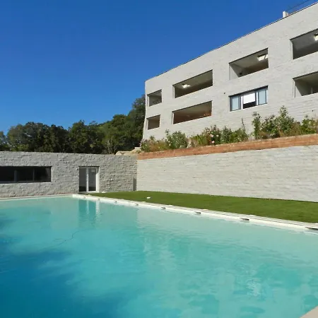 Apartment Chateau-6 *