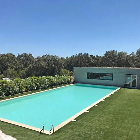 Apartment Chateau-6 *